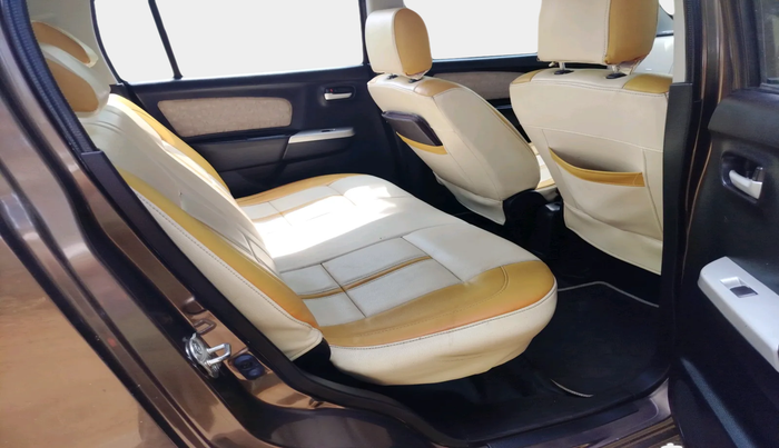 2016 Maruti Wagon R 1.0 VXI, Petrol, Manual, 27,153 km, interior