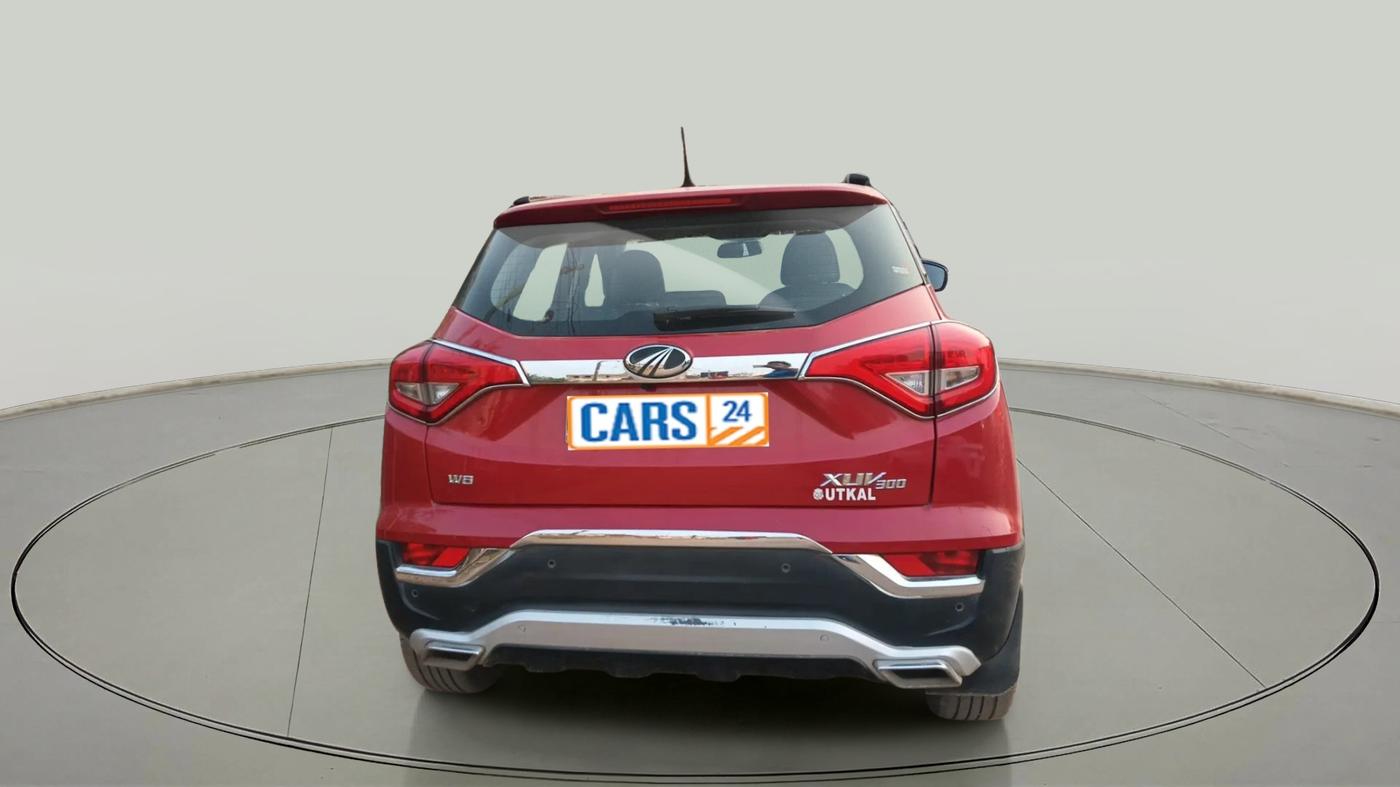 2021 Mahindra XUV300 W8 1.2 PETROL, Petrol, Manual, 69,477 km, exterior