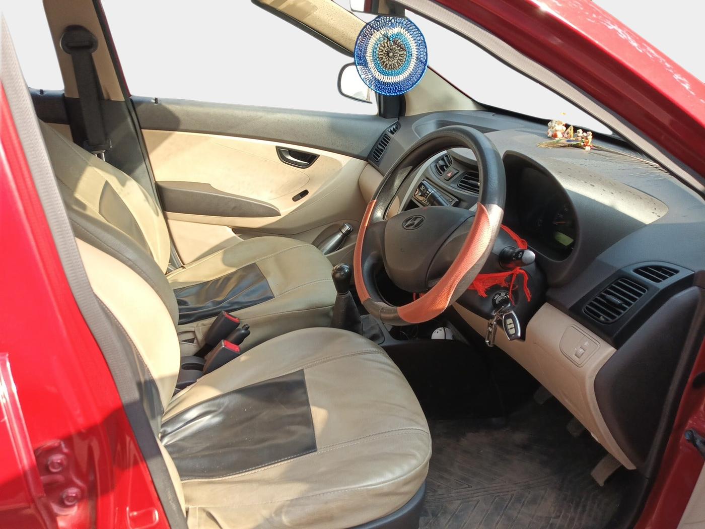 2017 Hyundai Eon ERA +, Petrol, Manual, 28,690 km, interior