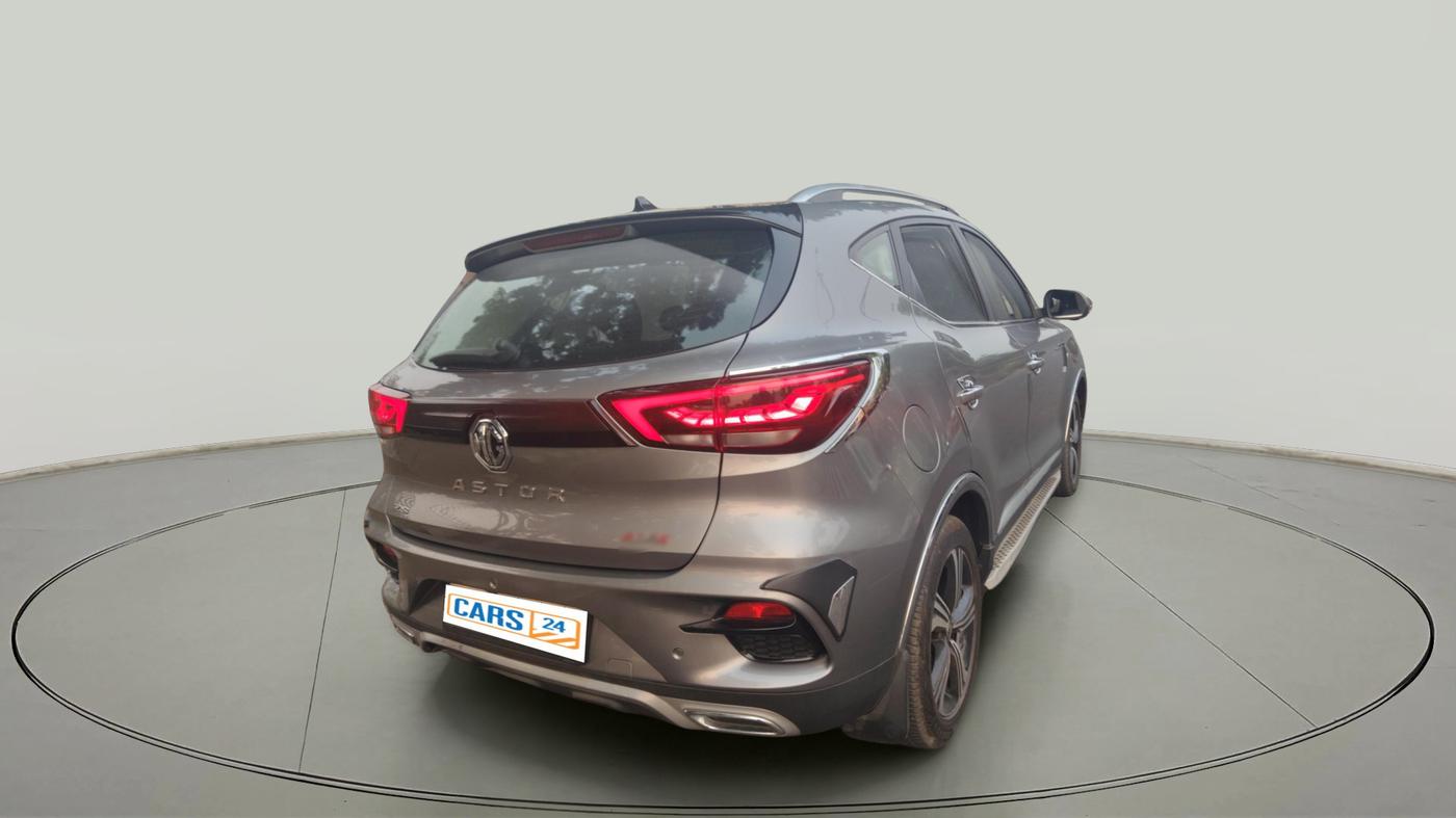 2022 MG ASTOR SAVVY 1.5 CVT, Petrol, Automatic, 35,000 km, exterior