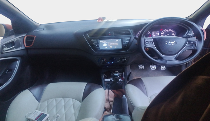 2017 Hyundai i20 Active 1.2 S, Petrol, Manual, 1,11,119 km, interior