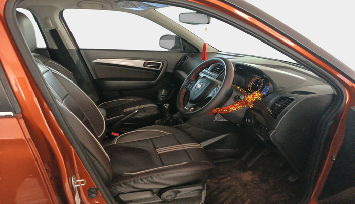 2021 Toyota URBAN CRUISER PREMIUM GRADE MT DUAL TONE, Petrol, Manual, 35,969 km, interior