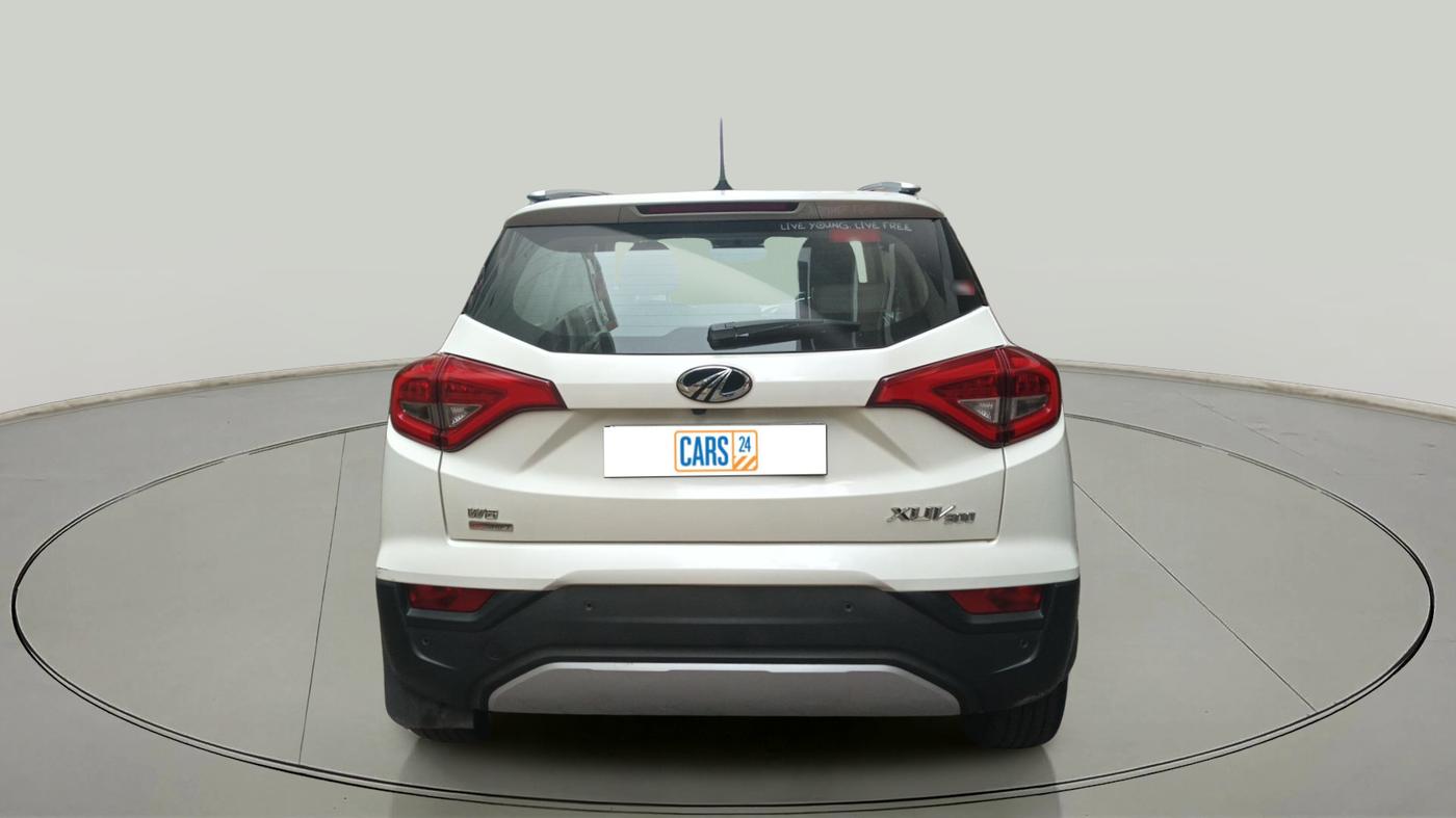 2019 Mahindra XUV300 W8 (O) 1.5 DIESEL AMT, Diesel, Automatic, 78,000 km, exterior
