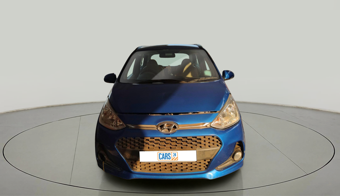 2017 Hyundai Grand i10 SPORTZ (O) AT 1.2 KAPPA VTVT, Petrol, Automatic, 38,262 km, exterior