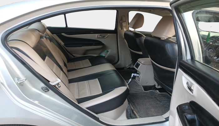 2014 Maruti Ciaz ZDI, Diesel, Manual, 1,52,617 km, interior