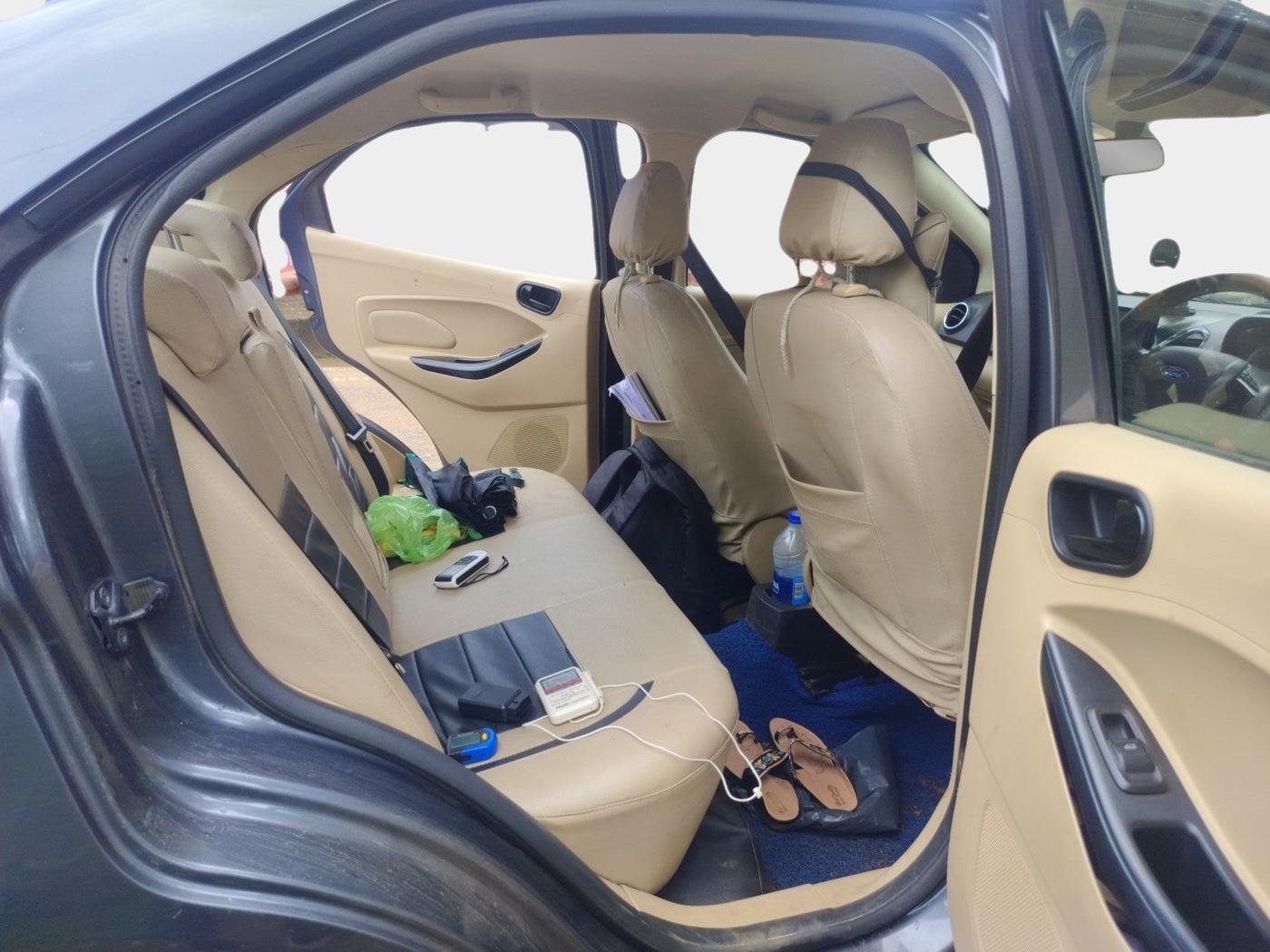 2018 Ford Figo Aspire TITANIUM 1.2 PETROL, Petrol, Manual, 1,30,000 km, interior