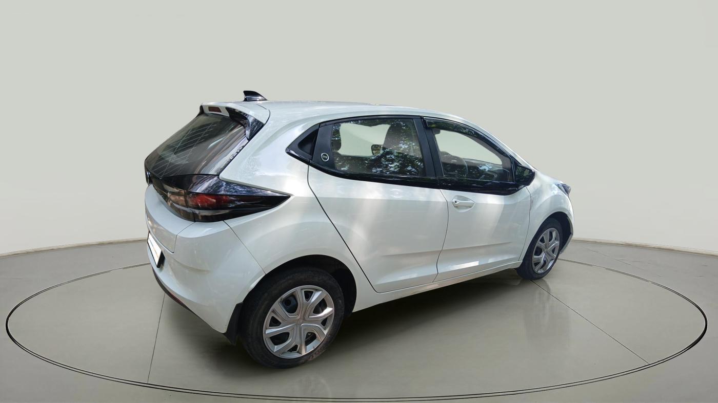 2024 Tata ALTROZ XMS PETROL, Petrol, Manual, 51,184 km, exterior