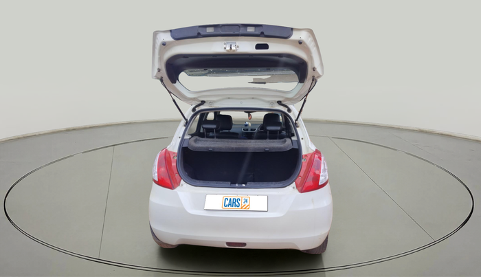 2015 Maruti Swift VXI, Petrol, Manual, 2,32,319 km, exterior