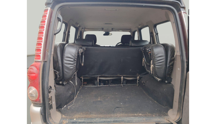 2011 Mahindra Scorpio VLX 2WD BS-III, Diesel, Manual, 2,83,297 km, exterior