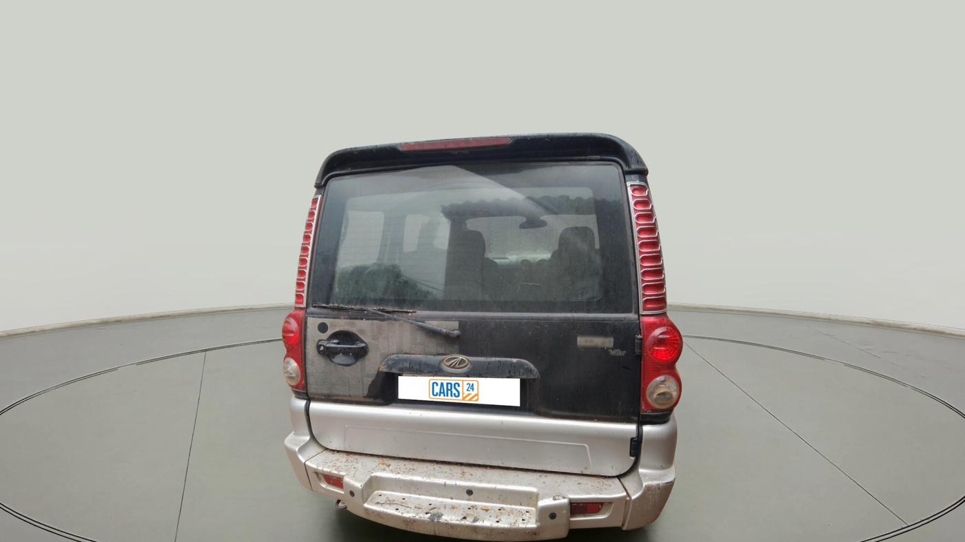 2011 Mahindra Scorpio VLX 2WD BS-III, Diesel, Manual, 2,83,297 km, exterior