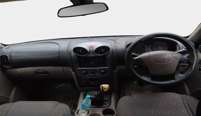 2011 Mahindra Scorpio VLX 2WD BS-III, Diesel, Manual, 2,83,297 km, interior