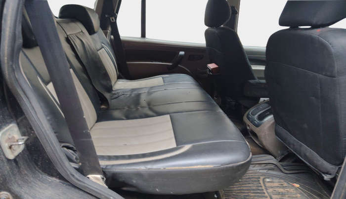 2011 Mahindra Scorpio VLX 2WD BS-III, Diesel, Manual, 2,83,297 km, interior