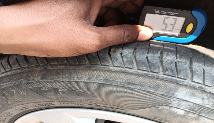 2016 Hyundai Elite i20 SPORTZ 1.2, Petrol, Manual, 1,62,235 km, tyre