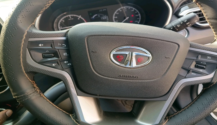 2022 Tata Safari XT PLUS, Diesel, Manual, 37,464 km, interior