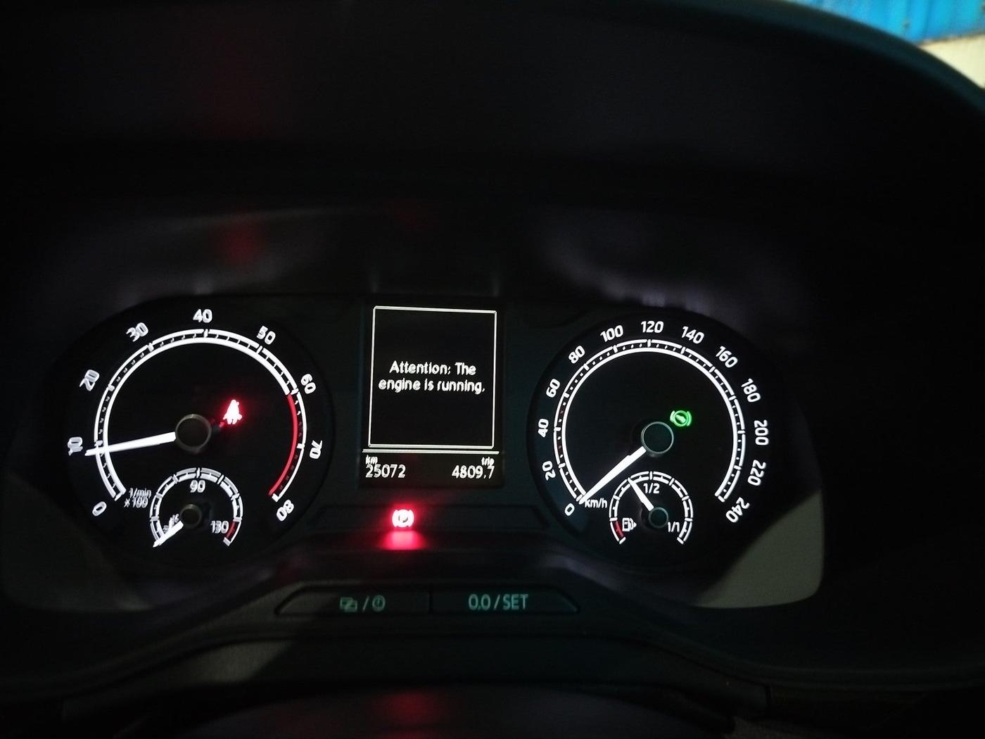 2022 Skoda KUSHAQ STYLE 1.5L TSI DSG, Petrol, Automatic, 25,072 km, interior