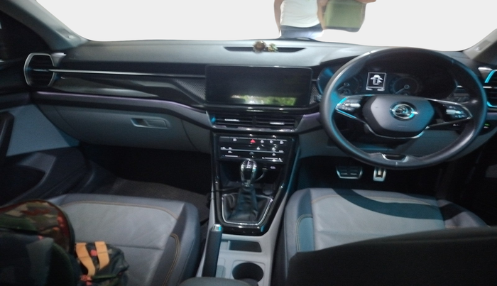 2022 Skoda KUSHAQ STYLE 1.5L TSI DSG, Petrol, Automatic, 25,072 km, interior