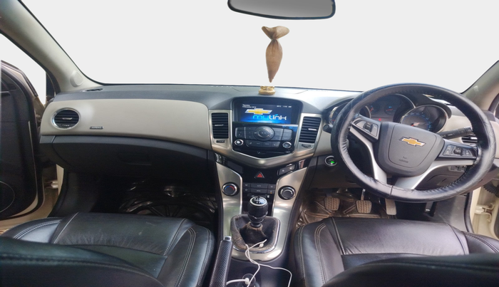 2016 Chevrolet Cruze LTZ, Diesel, Manual, 1,07,337 km, interior