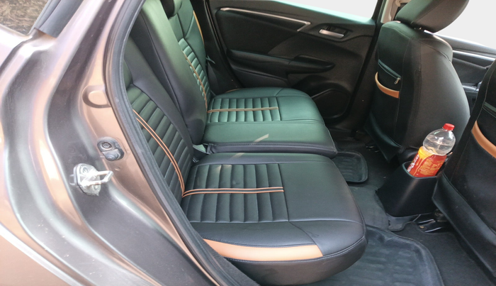 2016 Honda Jazz 1.2L I-VTEC VX, Petrol, Manual, 1,10,975 km, interior