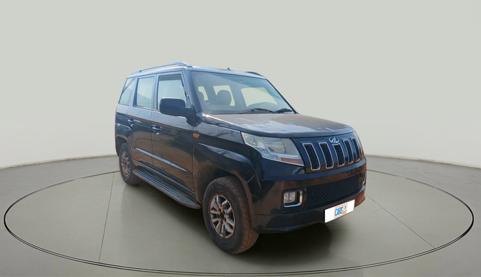 2016 Mahindra TUV300 T8 AMT, Diesel, Automatic, 92,443 km, exterior