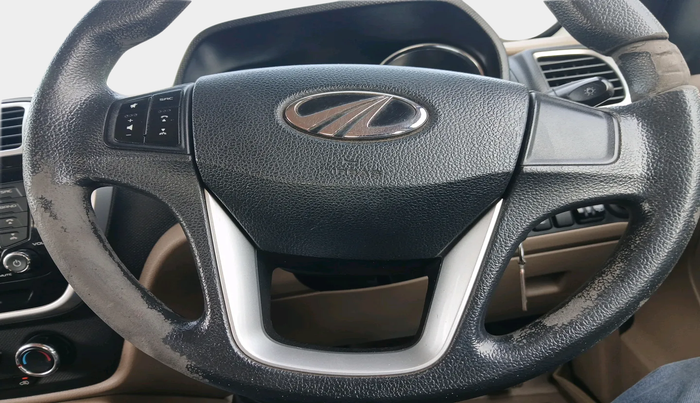 2016 Mahindra TUV300 T8 AMT, Diesel, Automatic, 92,443 km, interior