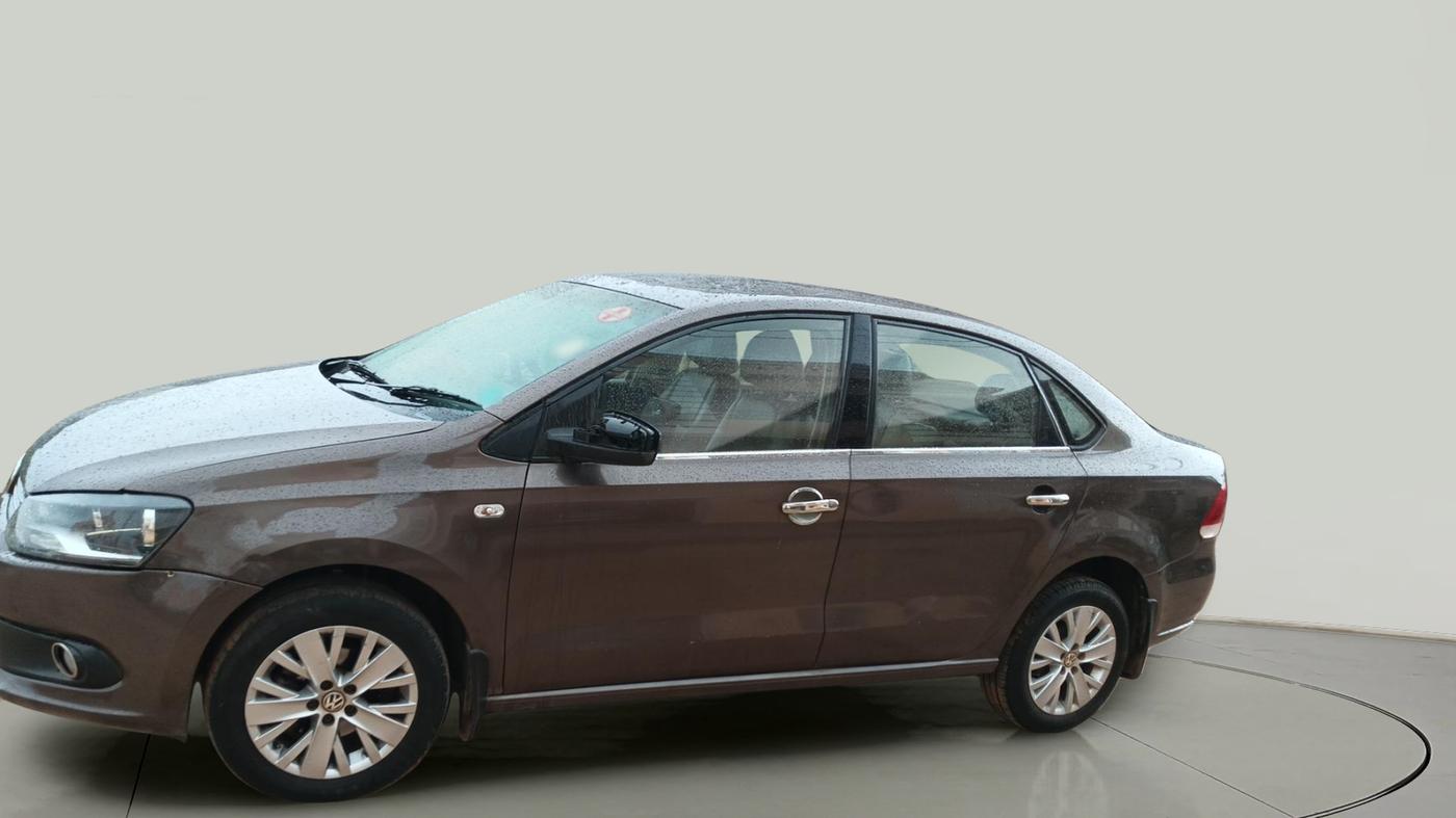 2015 Volkswagen Vento HIGHLINE 1.5 AT, Diesel, Automatic, 71,716 km, exterior