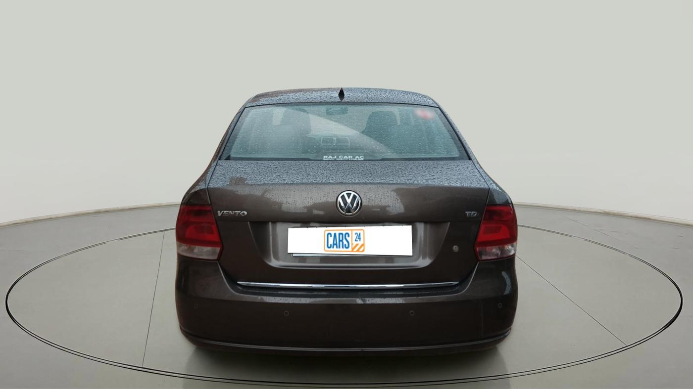 2015 Volkswagen Vento HIGHLINE 1.5 AT, Diesel, Automatic, 71,716 km, exterior