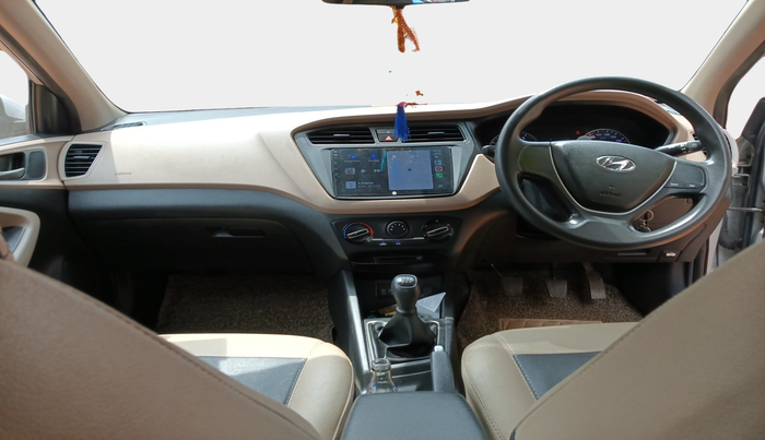 2017 Hyundai Elite i20 MAGNA EXECUTIVE 1.2, Petrol, Manual, 93,890 km, interior