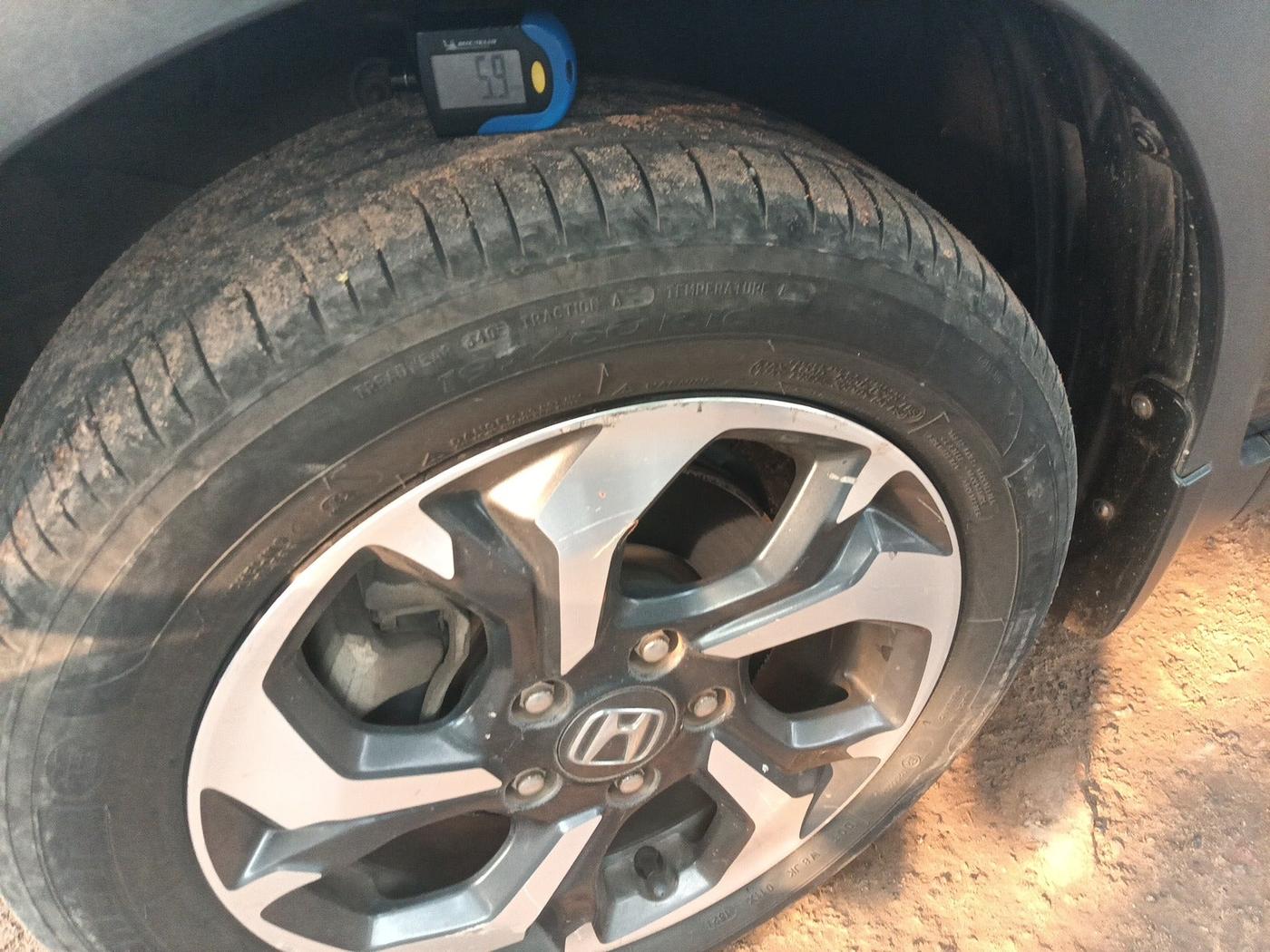 2018 Honda BR-V 1.5L I- DTEC V, Diesel, Manual, 98,012 km, tyre