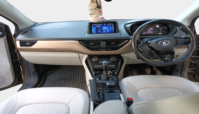 2022 Tata NEXON XZ PLUS (PREMIUM) PETROL JET, Petrol, Manual, 42,181 km, interior