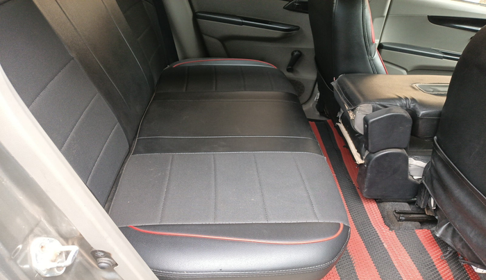 2016 Mahindra Kuv100 K2 PLUS 6 STR, Petrol, Manual, 69,835 km, interior