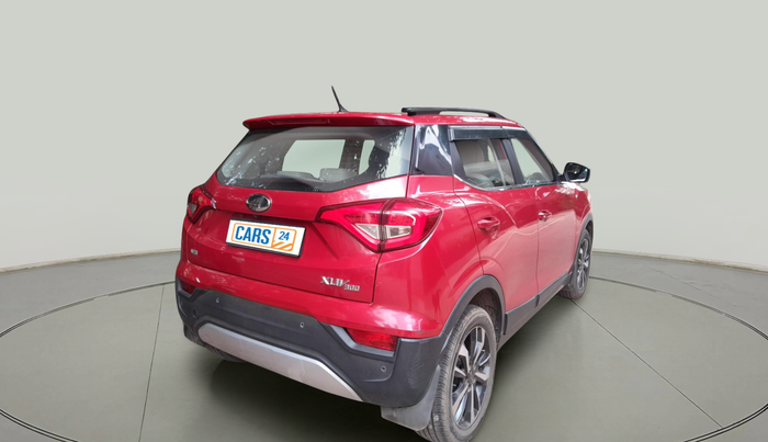 2021 Mahindra XUV300 W8 (O) 1.2 PETROL, Petrol, Manual, 51,677 km, exterior
