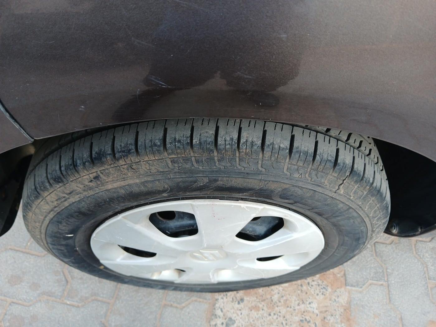 2011 Maruti Ritz VXI, Petrol, Manual, 59,648 km, tyre