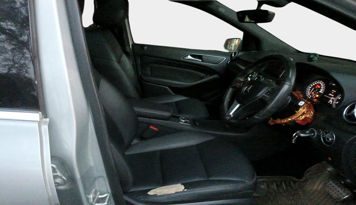 2012 Mercedes Benz B Class B 180 SPORTS PETROL, Petrol, Automatic, 28,772 km, interior