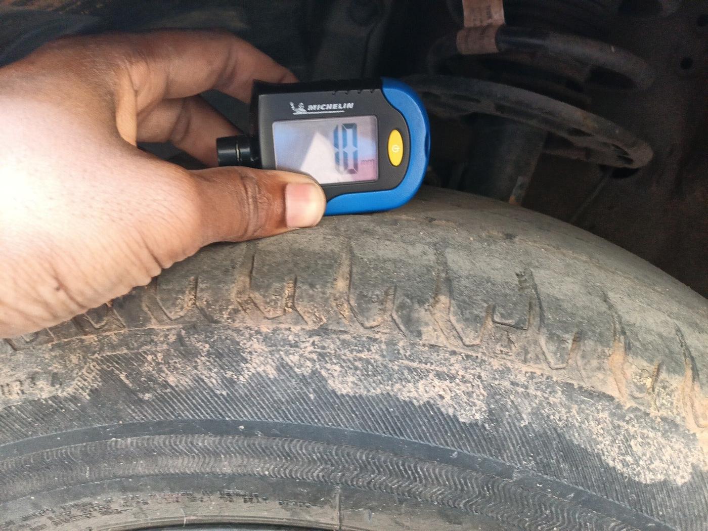 2019 Maruti XL6 ALPHA AT, Petrol, Automatic, 41,455 km, tyre