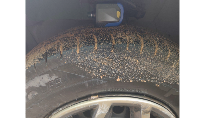 2012 Maruti Ritz VXI, Petrol, Manual, 2 km, tyre