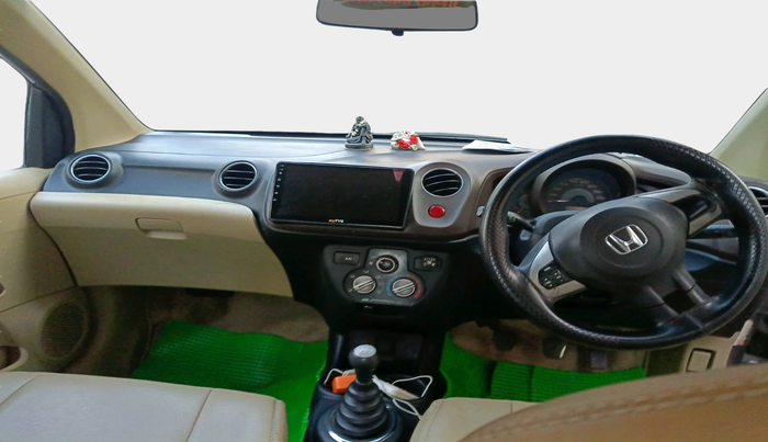 2013 Honda Amaze 1.2L I-VTEC S, Petrol, Manual, 1,85,971 km, interior