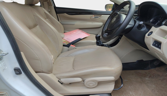 2017 Maruti Ciaz ALPHA DIESEL 1.3, Diesel, Manual, 66,254 km, interior