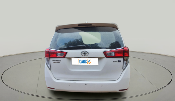 2016 Toyota Innova Crysta 2.4 G 7 STR, Diesel, Manual, 95,006 km, exterior