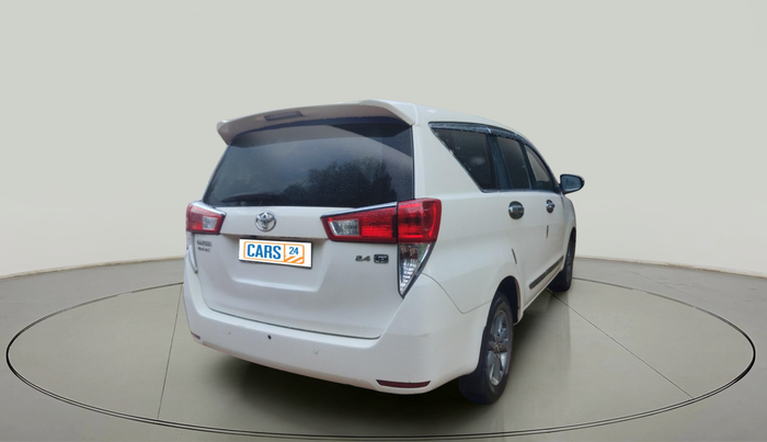 2016 Toyota Innova Crysta 2.4 G 7 STR, Diesel, Manual, 95,006 km, exterior
