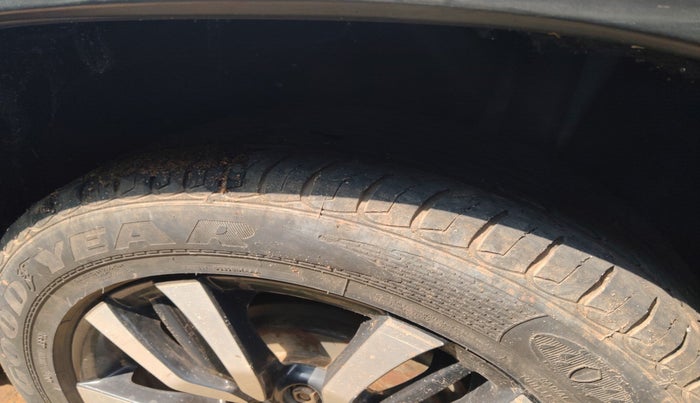 2016 Maruti Vitara Brezza VDI (O), Diesel, Manual, 77,852 km, tyre