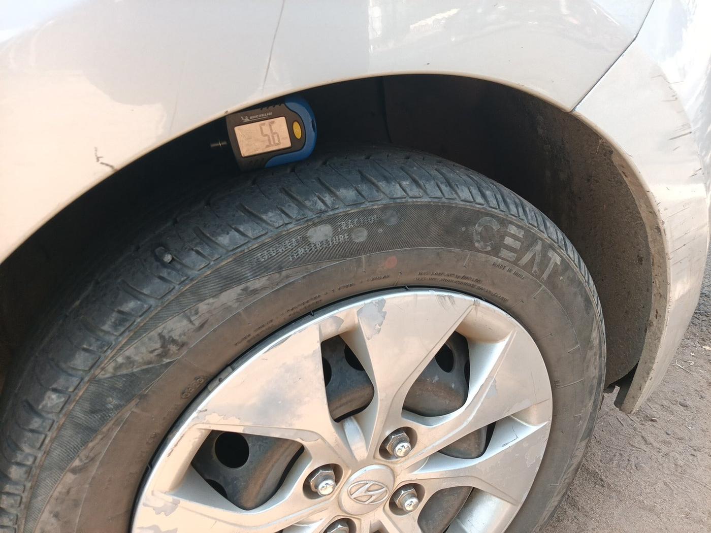 2014 Hyundai Xcent S 1.2, Petrol, Manual, 85,603 km, tyre