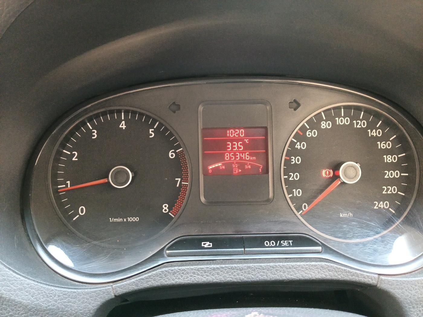 2011 Volkswagen Polo TRENDLINE 1.2L PETROL, Petrol, Manual, 85,346 km, interior