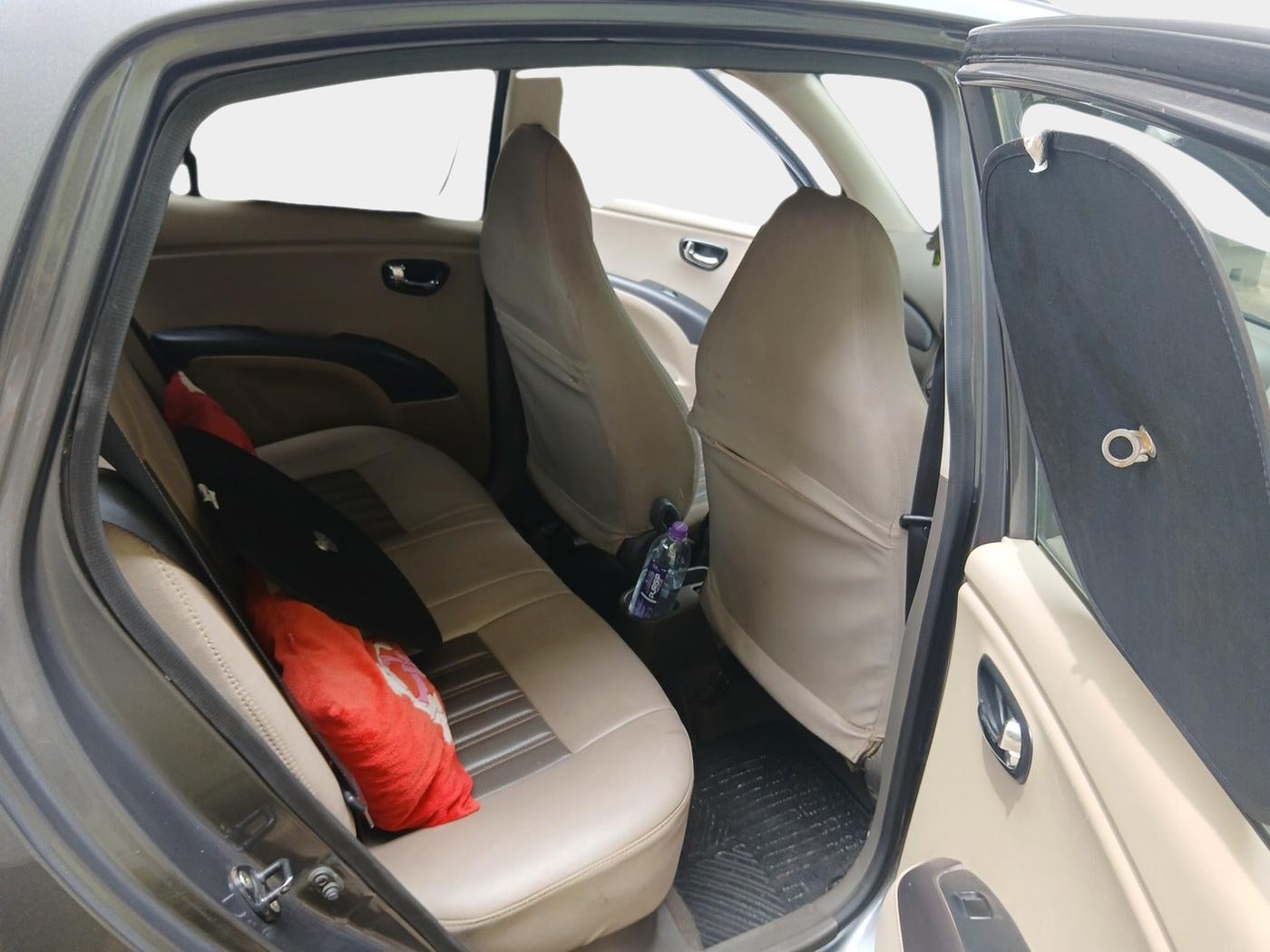 2012 Hyundai i10 MAGNA 1.2, Petrol, Manual, 41,822 km, interior