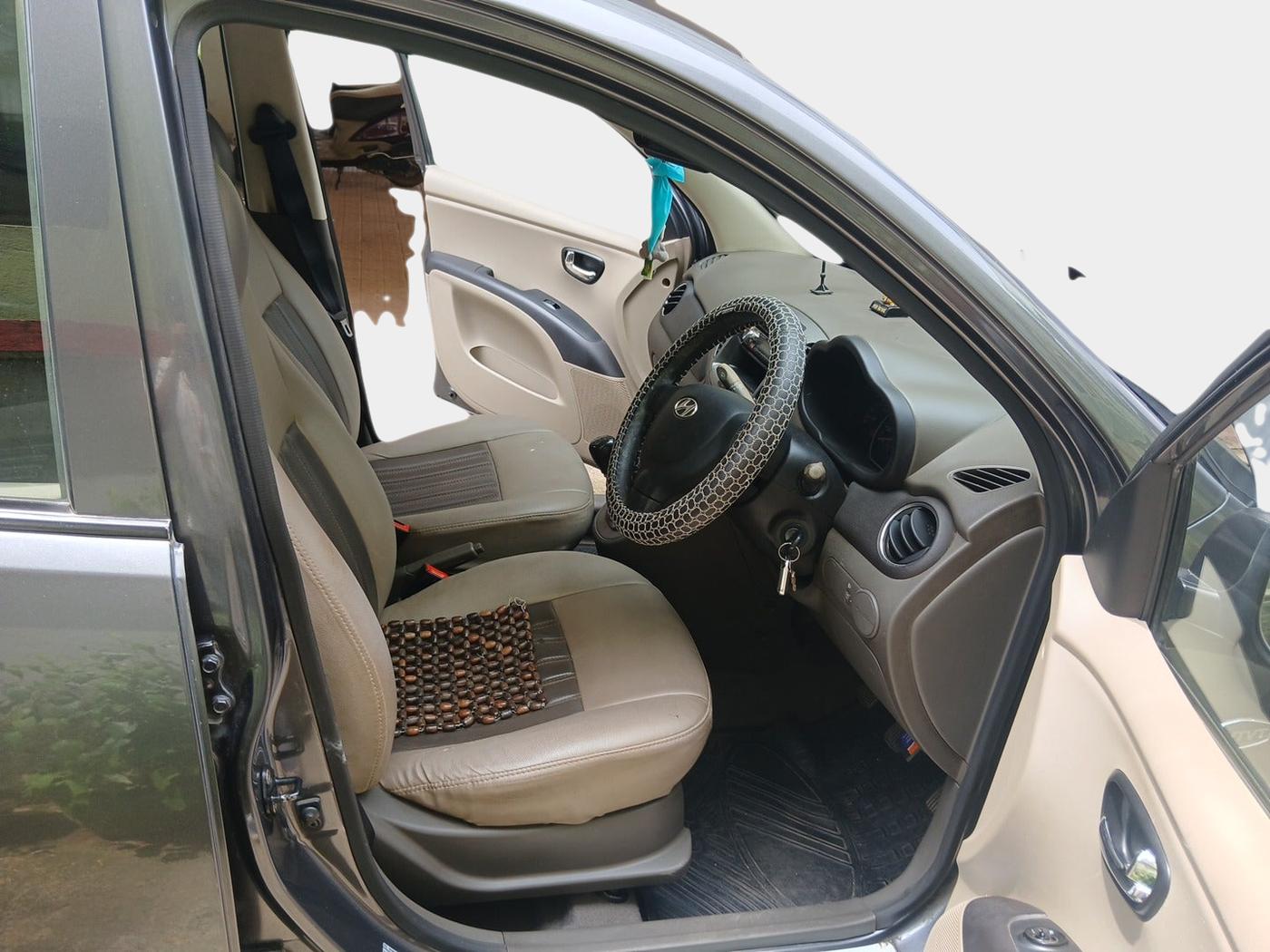2012 Hyundai i10 MAGNA 1.2, Petrol, Manual, 41,822 km, interior