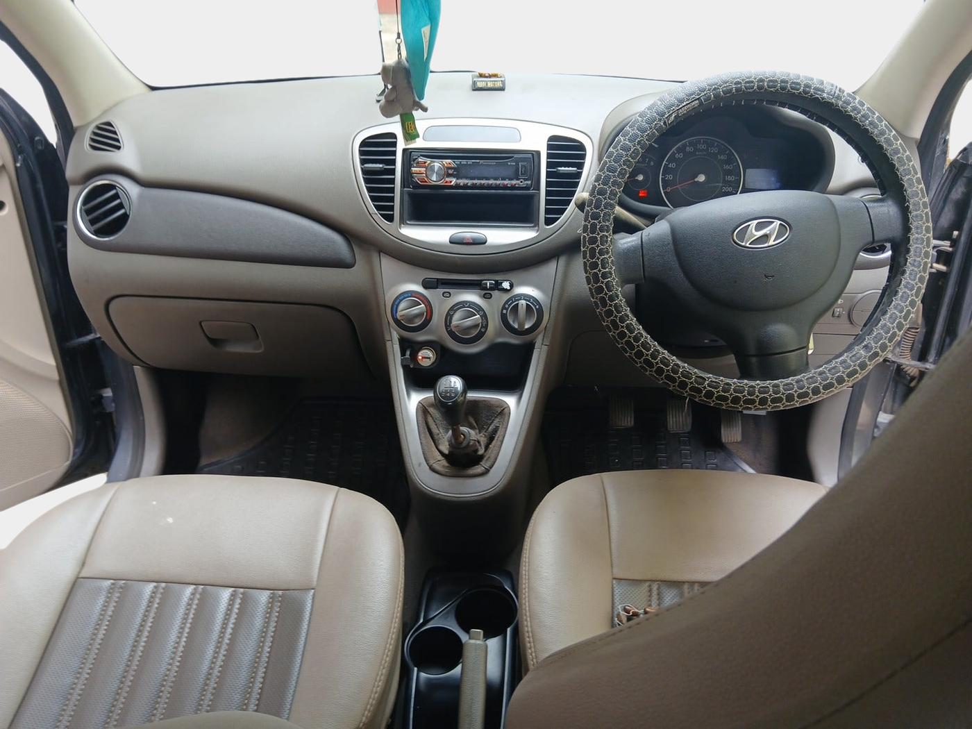 2012 Hyundai i10 MAGNA 1.2, Petrol, Manual, 41,822 km, interior