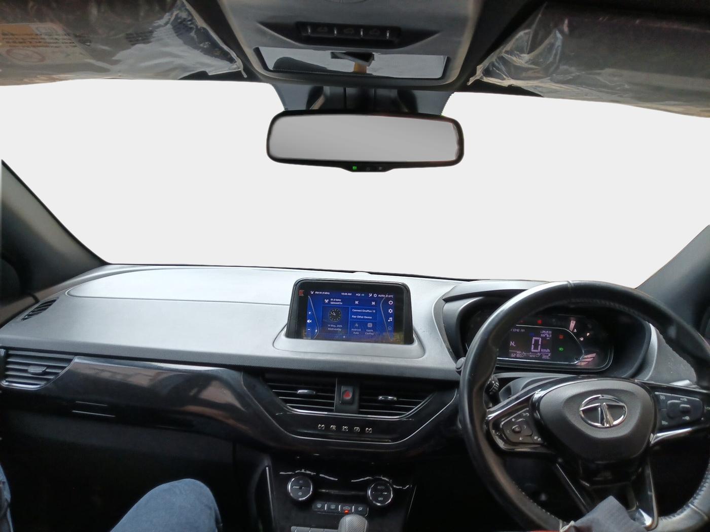 2022 Tata NEXON XZA PLUS (PREMIUM) DIESEL DARK EDITION, Diesel, Automatic, 62,188 km, interior