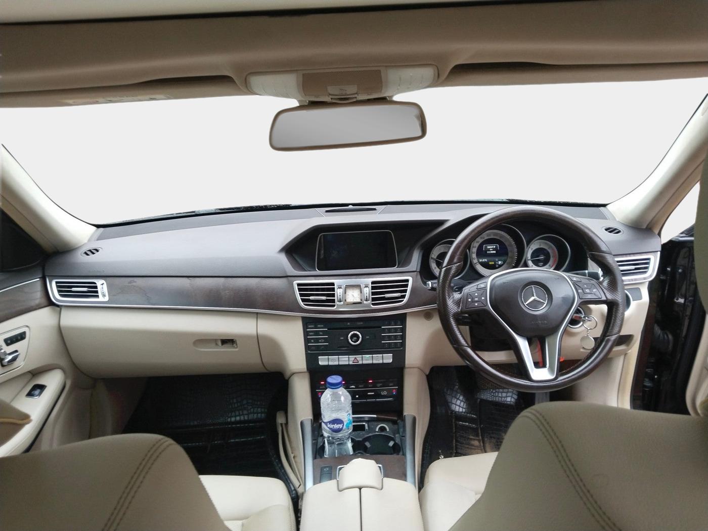 2015 Mercedes Benz E Class E250 CDI, Diesel, Automatic, 1,17,097 km, interior