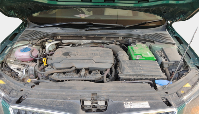 2015 Skoda Octavia ELEGANCE 1.8 TSI AT, Petrol, Automatic, 38,480 km, exterior