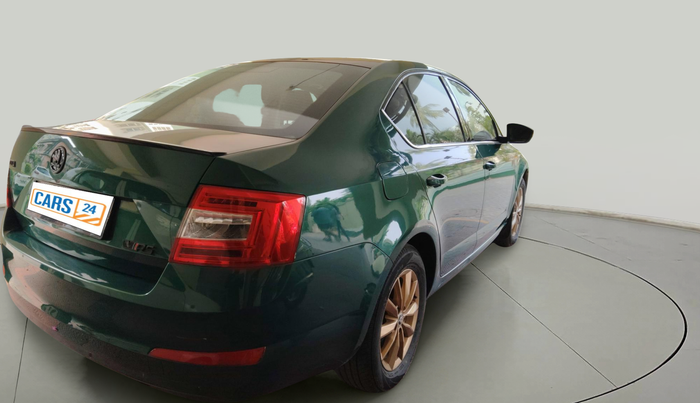 2015 Skoda Octavia ELEGANCE 1.8 TSI AT, Petrol, Automatic, 38,480 km, exterior