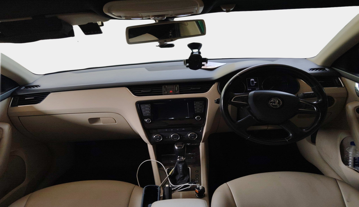 2015 Skoda Octavia ELEGANCE 1.8 TSI AT, Petrol, Automatic, 38,480 km, interior